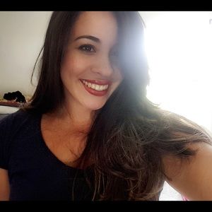 Meet your Posher, Nadia